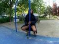 Une blackette salope en plein gang bang