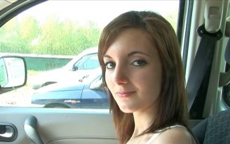 jeune fille de 19 ans bais�e par des ouvriers du chantier voisin !!
