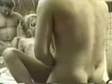 Baise dans les toilettes publiques
