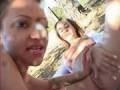 trois connasses se font orgasmer mouiller gicler