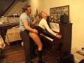 Delphine Delage se fait peter le cul