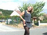 Jeune institutrice dans un club libertin