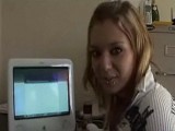 Lesbienne baise avec une inconnue